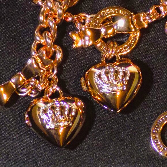 New Juicy Couture Crown Heart Locket Bow Toggle Necklace & Bracelet Set, Gold - Picture 5 of 9